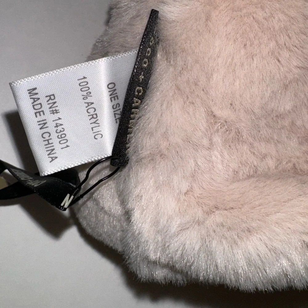 Coco+Carmen Scarf Wrap Shawl Beige, Faux Fur